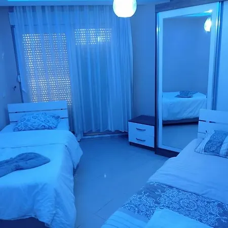 Belek'te Cocuk Havuzlu, Ekonomik Daire-awz150 Apartment *