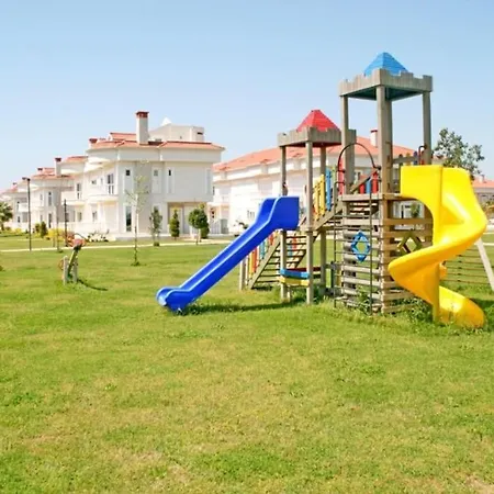 Belek'te Cocuk Havuzlu, Ekonomik Daire-awz150 Apartament